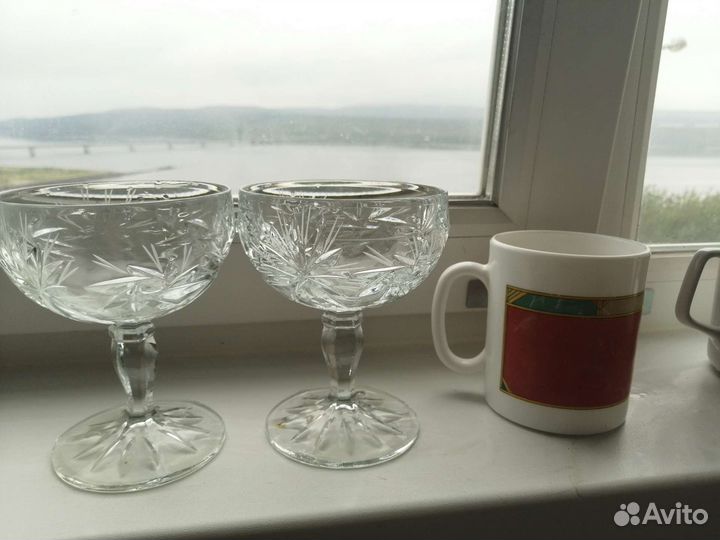 Креманка,вареница большие,шампанка хрусталь за 2шт