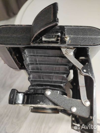 Немецкий фотоаппарат Voigtlander Bessa