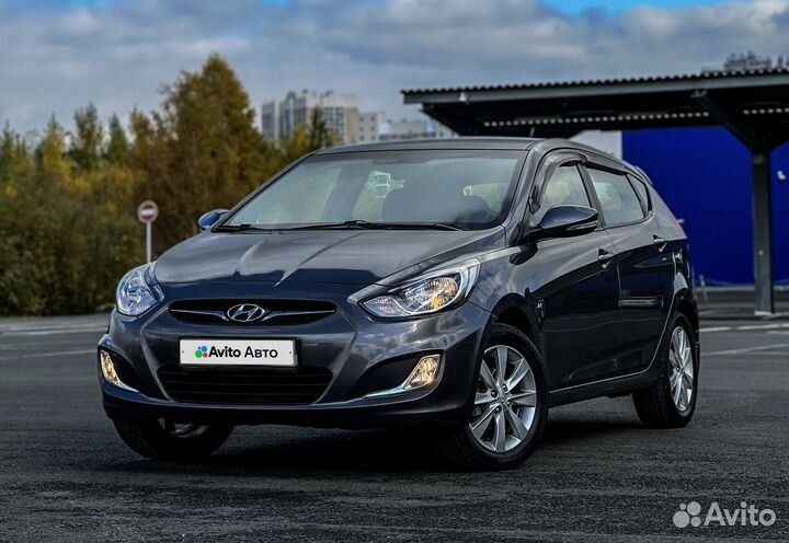 Hyundai Solaris 1.6 AT, 2011, 103 000 км