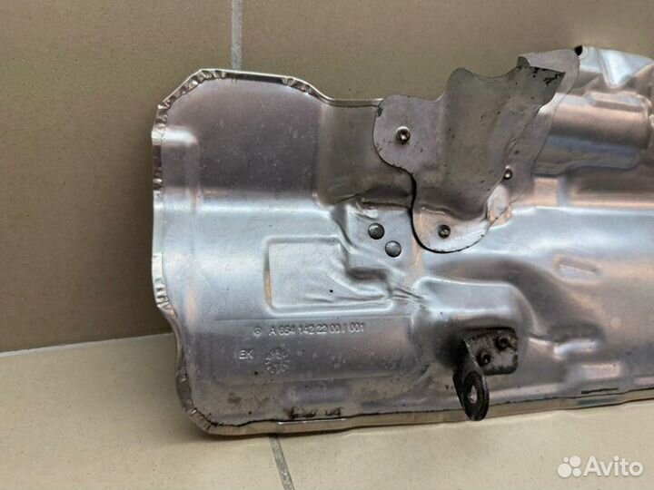 Тепловой экран Mercedes-Benz E W213 2.0 OM 654.920