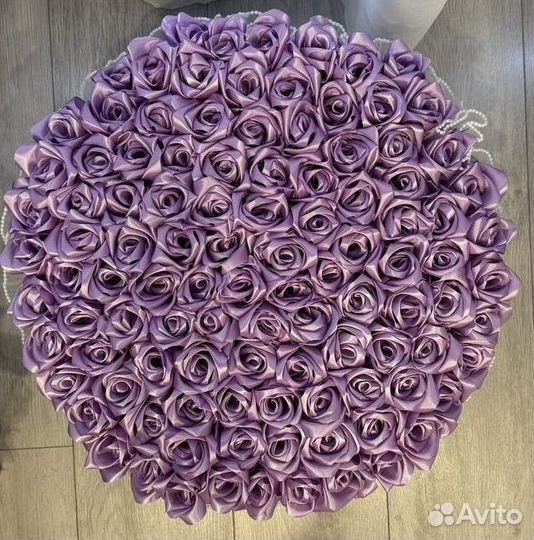 Букет роз из атласных лент