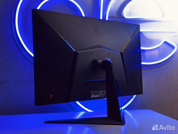 Монитор MSI 27