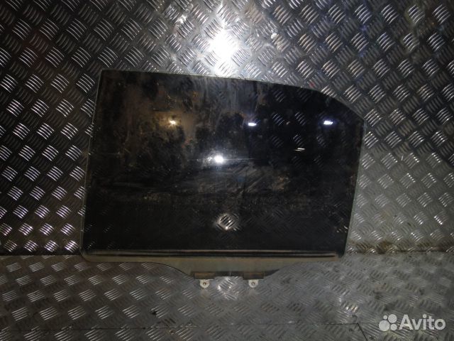 Стекло Lancer 9 (03-07) зад L б\у