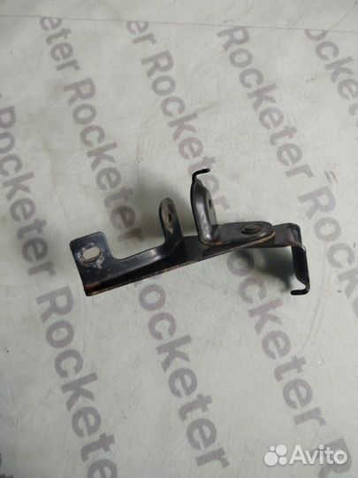 Кронштейн салона Hyundai Elantra XD 2003