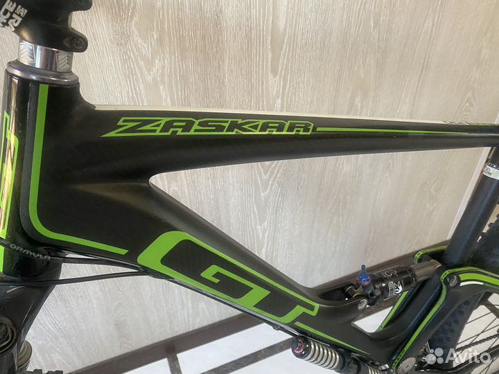 Велосипед GT zaskar 29 карбон