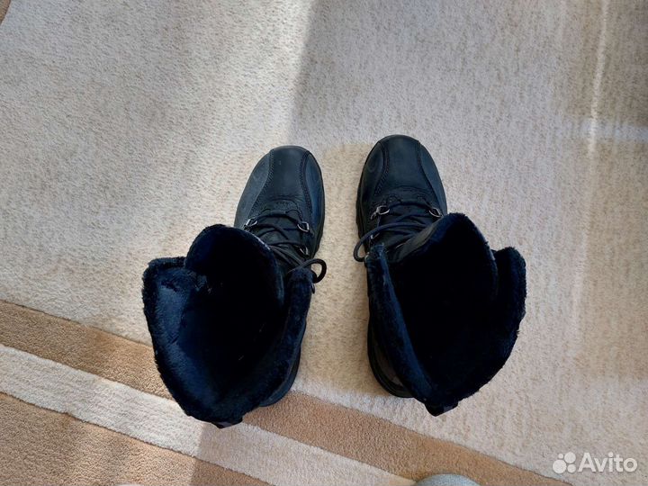 Ботинки зимние высокие Helly Hansen