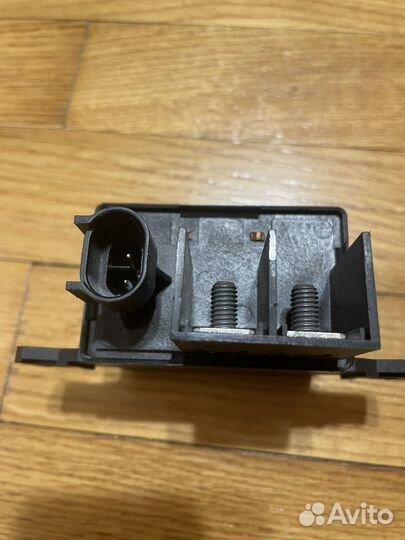 Реле включения свечей накала ямз (маз)