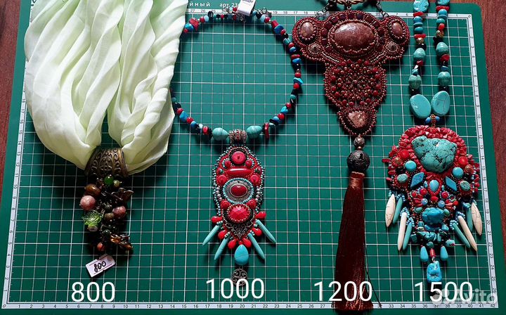 Крупные кулоны