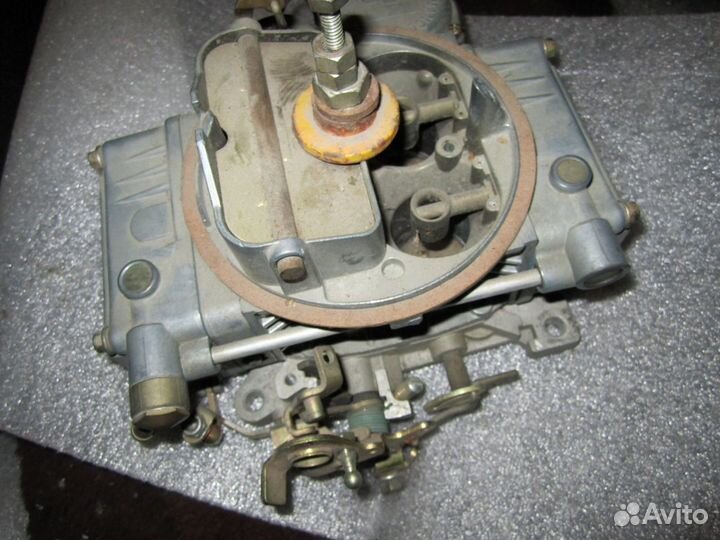Карбюратор Holley на 6 л