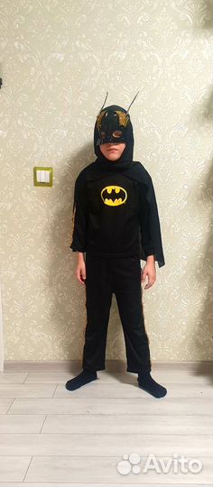 Костюм бетмена