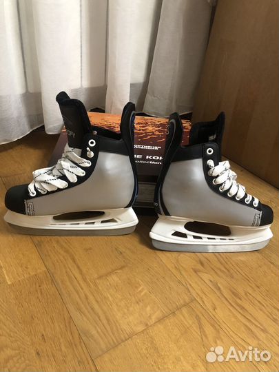 Коньки хоккейные детские 37 размер