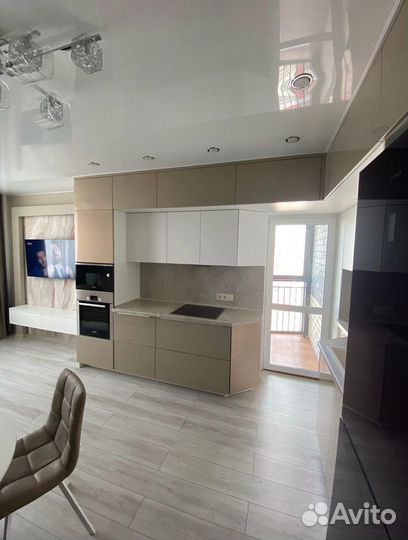 Угловая кухня на заказ