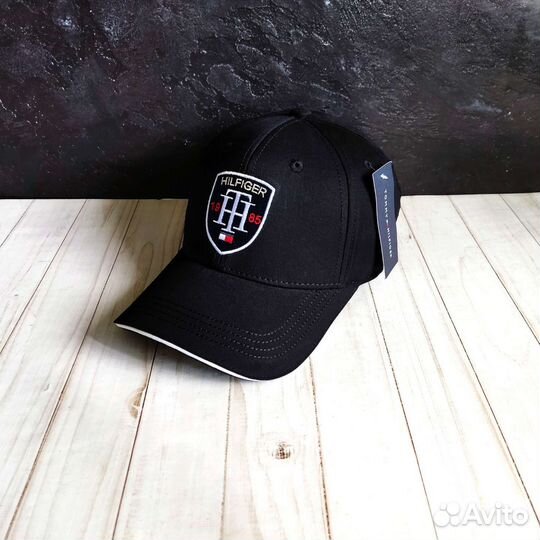 Бейсболка кепка Tommy Hilfiger