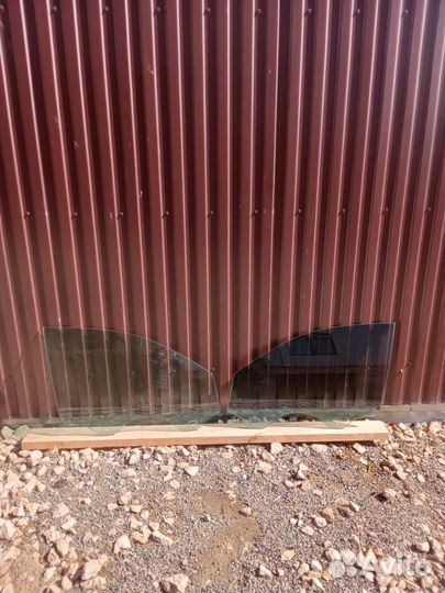 Стекла боковые на porsche cayenne