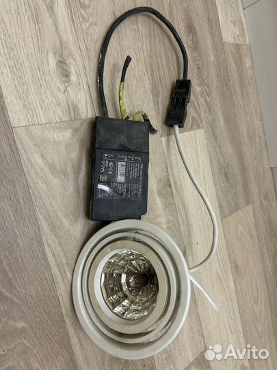 Светильник потолочный