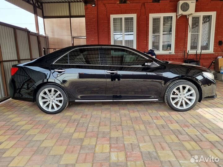 Toyota Camry 2.5 AT, 2011, 192 000 км