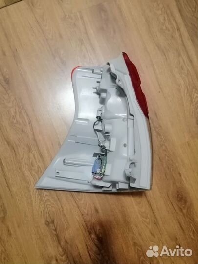 Фонарь задний правый prado 150