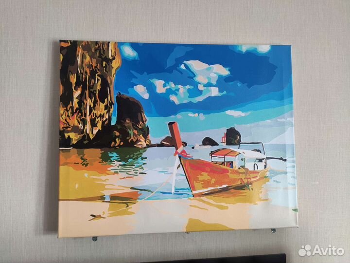 Картины по номерам. Листайте