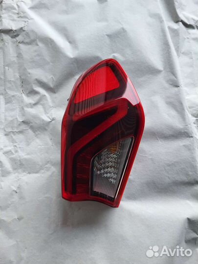 Kia k5 фонарь задний правый наружний