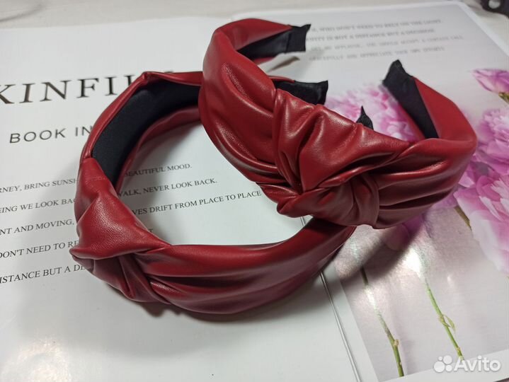 Ободок для волос из эко кожи бордовый