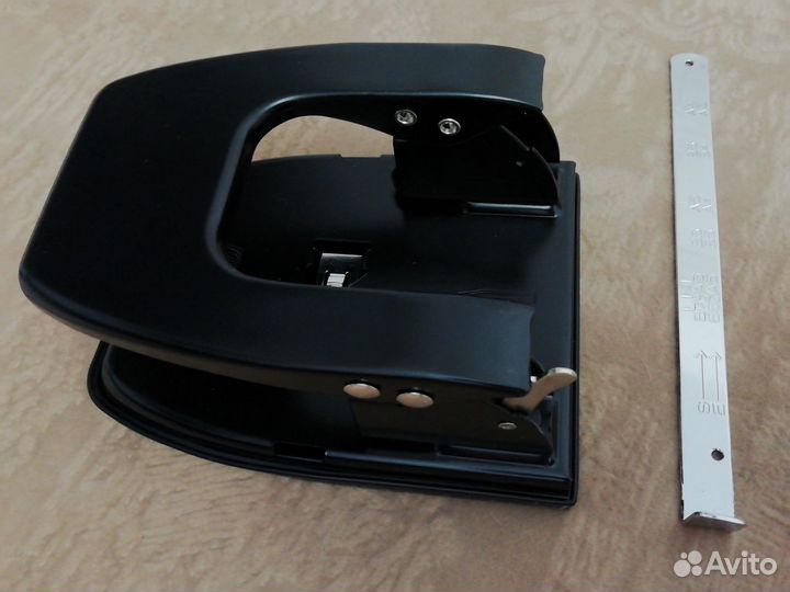 Дырокол, Новый KW-trio 978, большой, до 30 листов