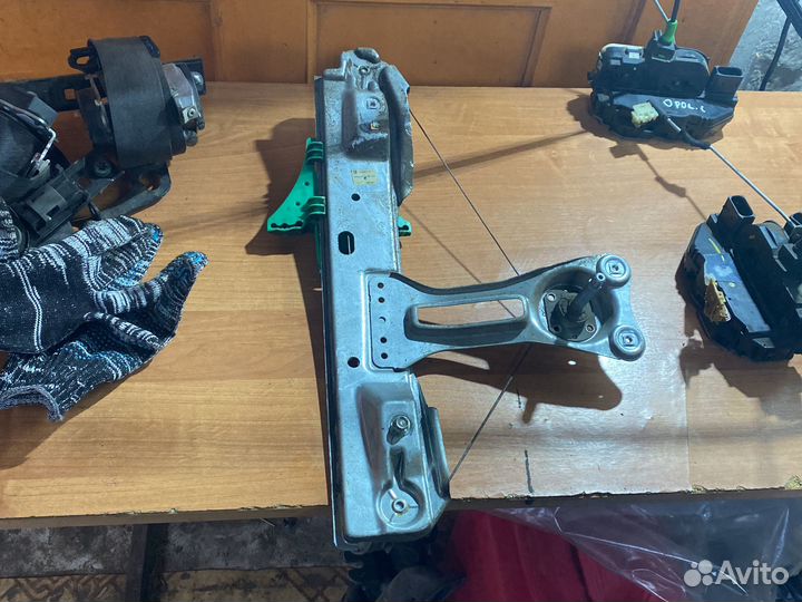 Opel astra j задние механические стеклоподъемники