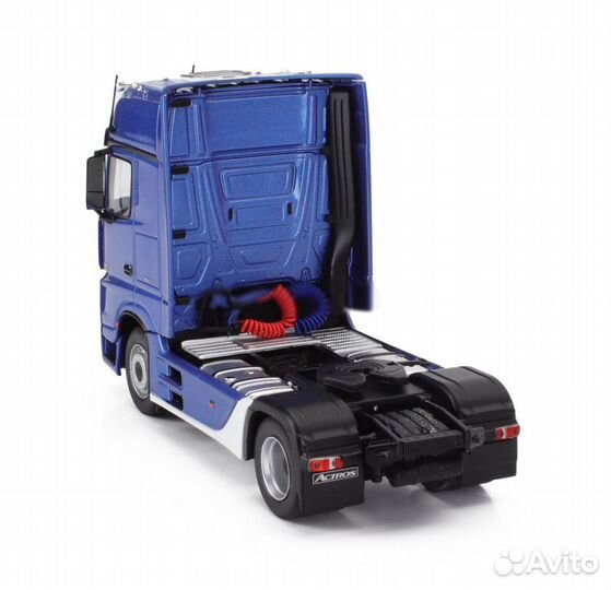 Масштабная модель ixo Mercedes-Benz Actros MP4