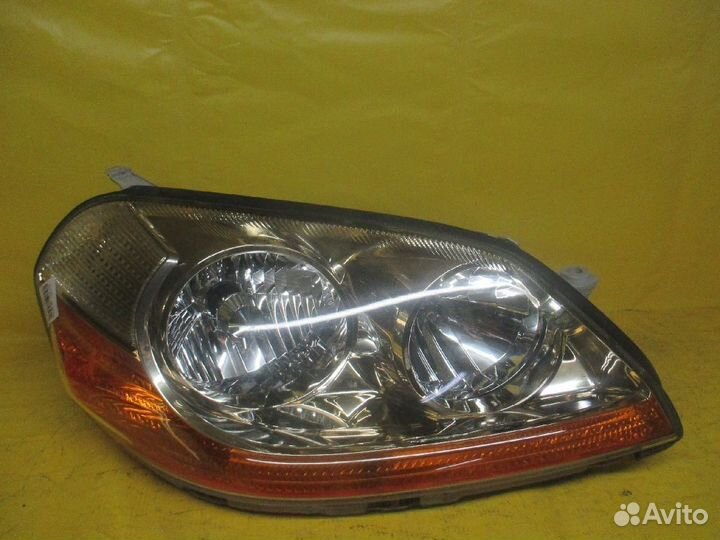 Фара правая Toyota Mark Ii GX110