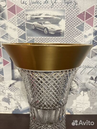Ваза для цветов хрустальная