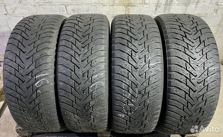 Nokian Tyres Hakkapeliitta 8 SUV 255/65 R17