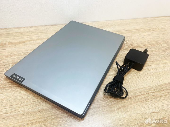 Как новый Lenovo S145 Full-HD / 8GB DDR4 / SSD