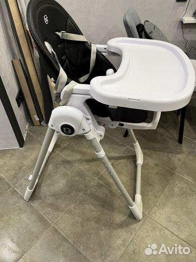 Стульчик для кормления baby care