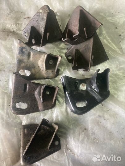 Кронштейн крепления троса сцепления ваз 2110-2114