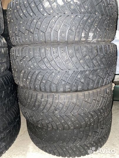 Michelin X-Ice North 4 225/45 R18