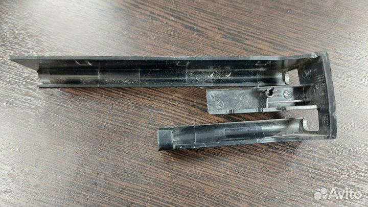 Заглушка крепления сиденья Bmw X5 4.8I E70 N62N