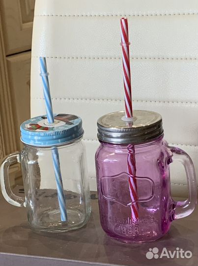 Кружка стеклянная с трубочкой и крышкой