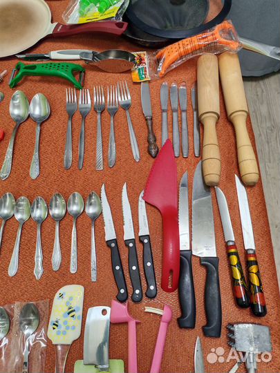 Посуда, кухонные принадлежности