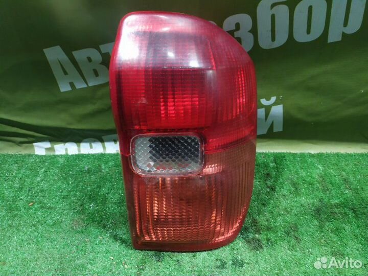 Фонарь задний правый Toyota Rav4 ZCA26 1ZZ-FE 2001