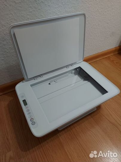 Мфу /Принтер струйный HP DeskJet 2710