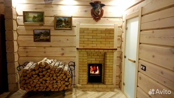 Строительная бригада плотники