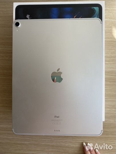 iPad pro 12.9 2018 256gb wifi+cellular