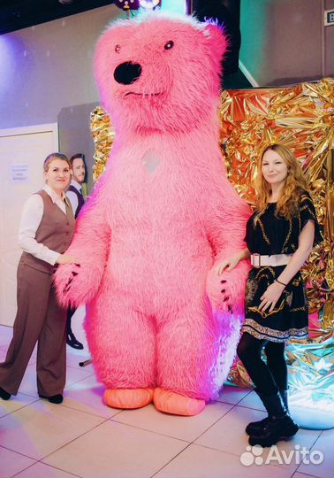 Поздравление от мишки. Сюрприз