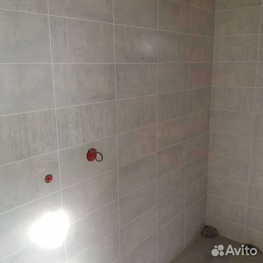 Плиточник обои ламинат