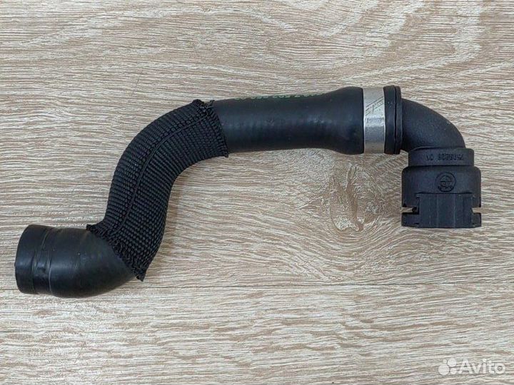 Патрубок системы охлаждения Bmw 5 F10 N63B44 2011