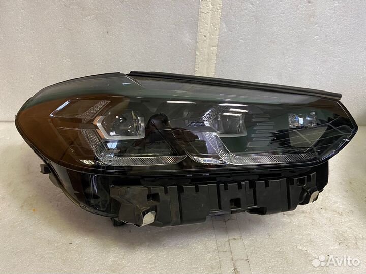 Фара на BMW X4 G02 Black рестайлинг Правая