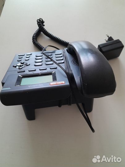 Телефон VoIP-телефон Yealink SIP-T19