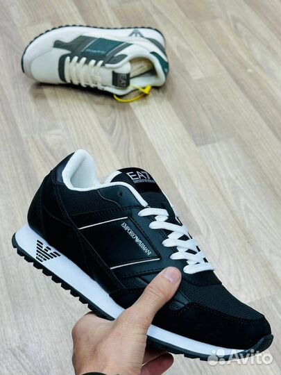 Кроссовки Armani