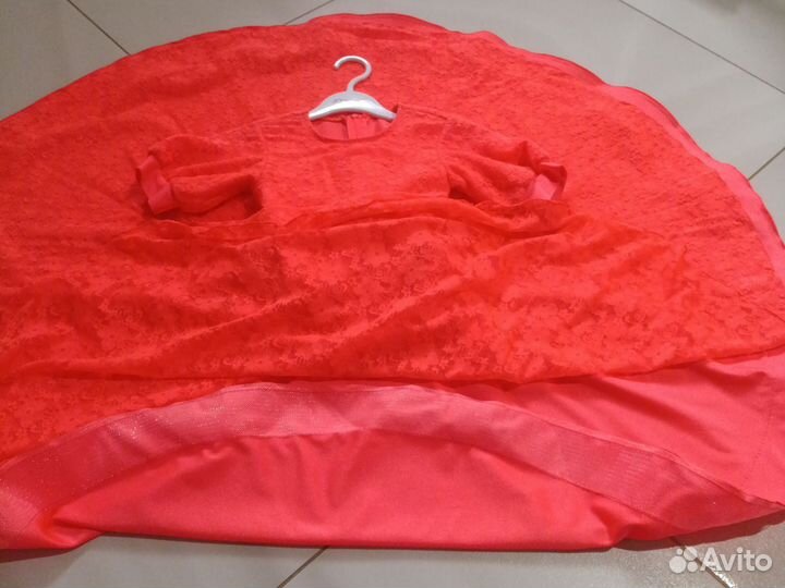 Платье для бальных танцев