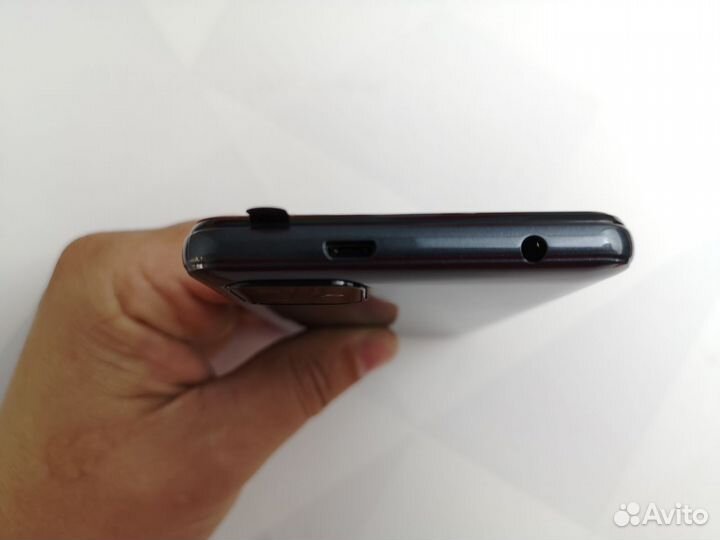 Itel vision 3 2/32 Gb Green