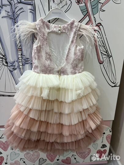 Нарядное платье